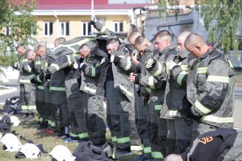 Первокурсники успешно преодолели испытания на право ношения оранжевого берета