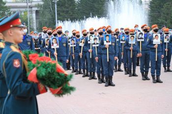 Личный состав института почтил память жертв терактов