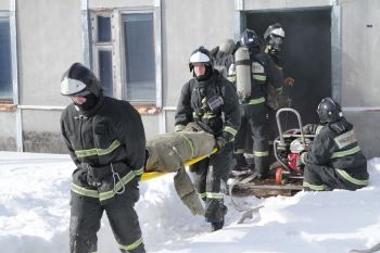 На территории загородной учебной базы проведены пожарно- тактические учения