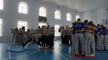 На территории вуза прошла спортивная эстафета