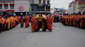 Личный состав вуза принял участие в Пасхальном Крестном ходе