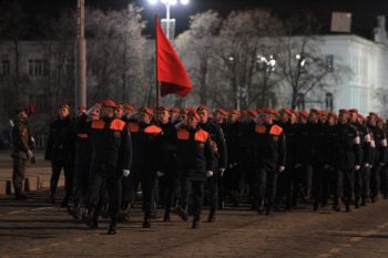 Личный состав института продолжает подготовку к параду Победы