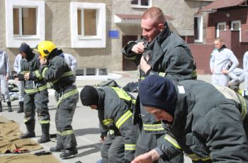 В вузе продолжают традицию проведения соревнований в выходные дни среди переменного состава института