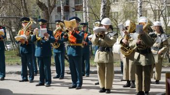 Личный состав института поздравил ветеранов Великой Отечественной войны с наступающим праздником