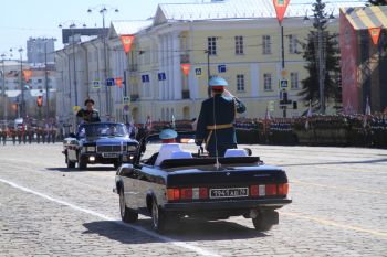 Парадные расчеты института приняли участие в параде Победы