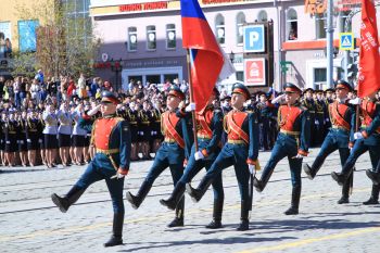 Парадные расчеты института приняли участие в параде Победы