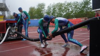 В Тюмени завершились соревнования по пожарно-спасательному спорту