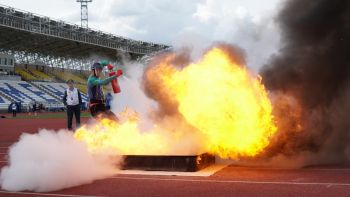 В Тюмени завершились соревнования по пожарно-спасательному спорту