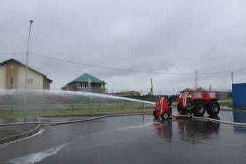 На территории загородной базы прошли испытания снегоболотохода «ФЕНИКС»