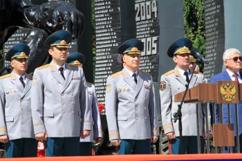 В Екатеринбурге «Брошены вверх монеты!»