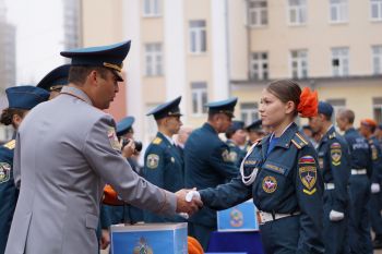 На территории института прошли праздничные мероприятия, посвященные началу учебного года 