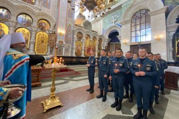 Личный состав института принял участие в молебне в честь иконы Божией Матери «Неопалимая Купина»