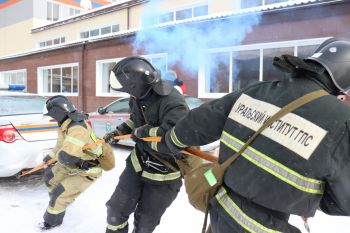 В День защитника Отечества курсанты института проверили себя в военно-спортивной игре «Зарница»