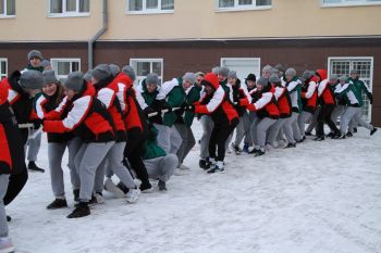 Курсанты института отметили Масленицу