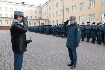 В вузе состоялось торжественное построение по случаю 100-летия общества «Динамо» 