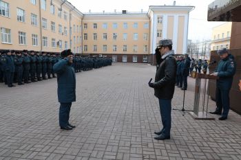 В вузе состоялось торжественное построение по случаю 100-летия общества «Динамо» 