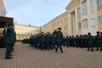 В вузе состоялось торжественное построение по случаю 100-летия общества «Динамо» 