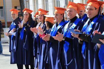 В институте состоялся выпуск специалистов, обучающихся по заочной форме