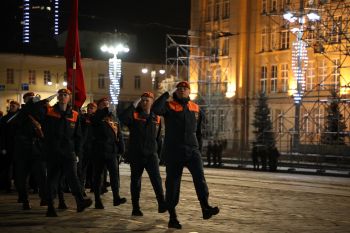 Личный состав института принял участие в первой ночной тренировке парада Победы