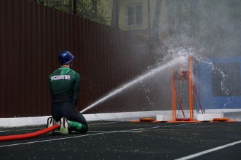 В институте прошли традиционные соревнования по пожарно-спасательному спорту памяти Владимира Косенкова