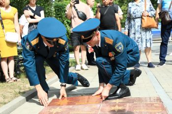 Курсантам-выпускникам вручили первые офицерские погоны