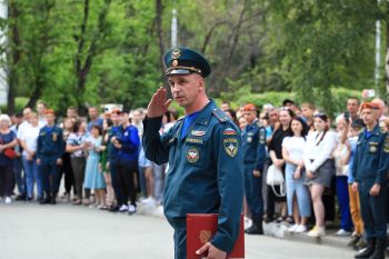 В образовательной организации состоялась традиционная вечерняя поверка выпускников