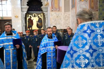 Личный состав института принял участие в молебне в честь иконы Божией Матери «Неопалимая Купина»