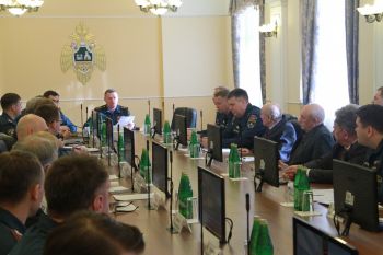 Круглый стол под председательством заместителя Министра МЧС России генерал-полковника П.Ф. Барышева