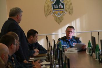 Круглый стол под председательством заместителя Министра МЧС России генерал-полковника П.Ф. Барышева