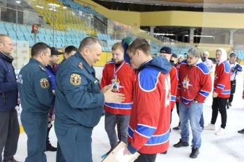 Турнир по хоккею с шайбой, посвященный 370-ой годовщине образования пожарной охраны России