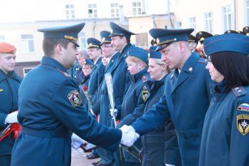 Торжественное построение в честь празднования 370-й годовщины со дня образования пожарной охраны России