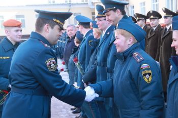 Торжественное построение в честь празднования 370-й годовщины со дня образования пожарной охраны России