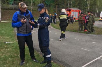 В Свердловской области прошли областные соревнования "Школа безопасности" и полевой лагерь "Юный спасатель"