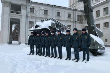 В День воинской славы России курсанты знакомились с героическим прошлым воинов-уральцев