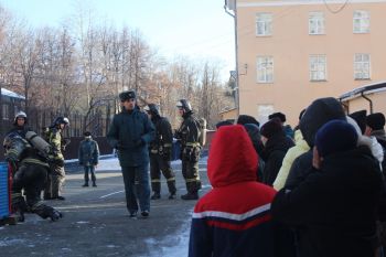 Как стать частью чрезвычайного ведомства и поступить в один из ведущих вузов системы МЧС России рассказали на дне открытых дверей