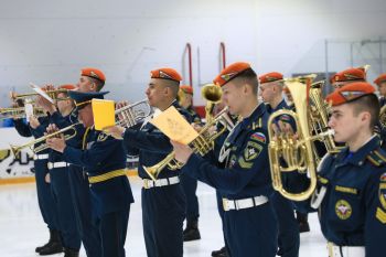 Дан старт первого турнира по хоккею с шайбой среди образовательных организаций МЧС России