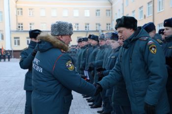 Личному составу института вручили награды в честь Дня Защитника Отечества 