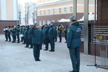 Личному составу института вручили награды в честь Дня Защитника Отечества 