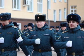 Обучающиеся института приступили к тренировкам к параду Победы