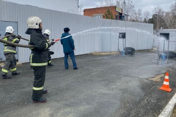 Слушатели вуза приняли участие в соревнованиях по профессиональному мастерству пожарных 