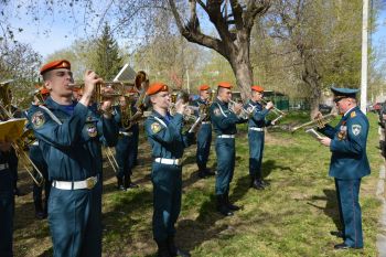 Накануне Дня Победы личный состав института принял участие в праздничных мероприятиях 