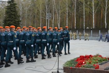 Накануне Дня Победы личный состав института принял участие в праздничных мероприятиях 