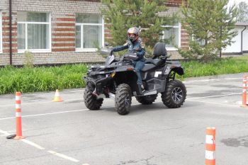 В институте состоялся выпуск водителей внедорожных автомототранспортных средств категории «АI»