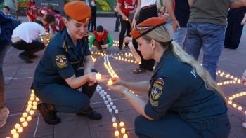 Личный состав института принял участие в ежегодной акции «Свеча памяти»