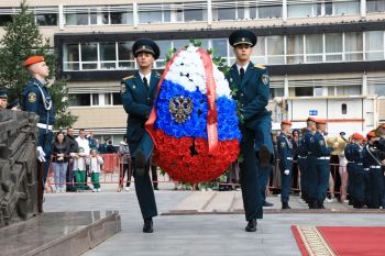 В Екатеринбурге состоялась торжественная церемония 88-го выпуска молодых специалистов Уральского института ГПС МЧС России