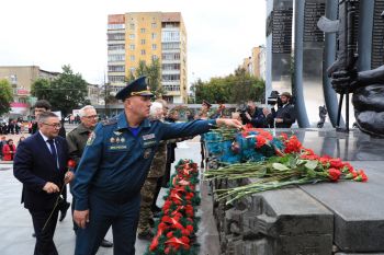 Личный состав института принял участие в мемориальной акции, посвященной Дню солидарности в борьбе с терроризмом