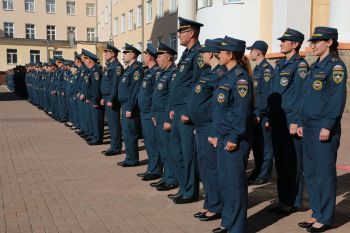 В институте прошел смотр формы одежды