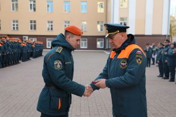 Торжественные мероприятия в честь Дня гражданской обороны России в Уральском институте ГПС МЧС России 