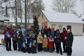 Волонтеры института устроили праздник для детей