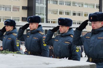 Личный состав института принял участие в траурном митинге в честь 45-й годовщины ввода советских войск в Афганистан